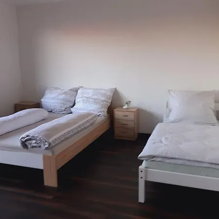 Rum i privatbostad J&v Ii Wallduern